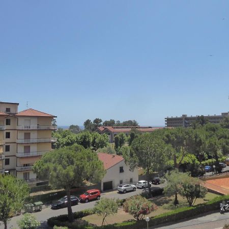 La Casa Di Tina Apartment Ventimiglia Exterior photo